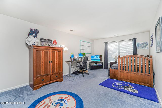 15 Cornwallis Court, Manalapan, NJ 07726