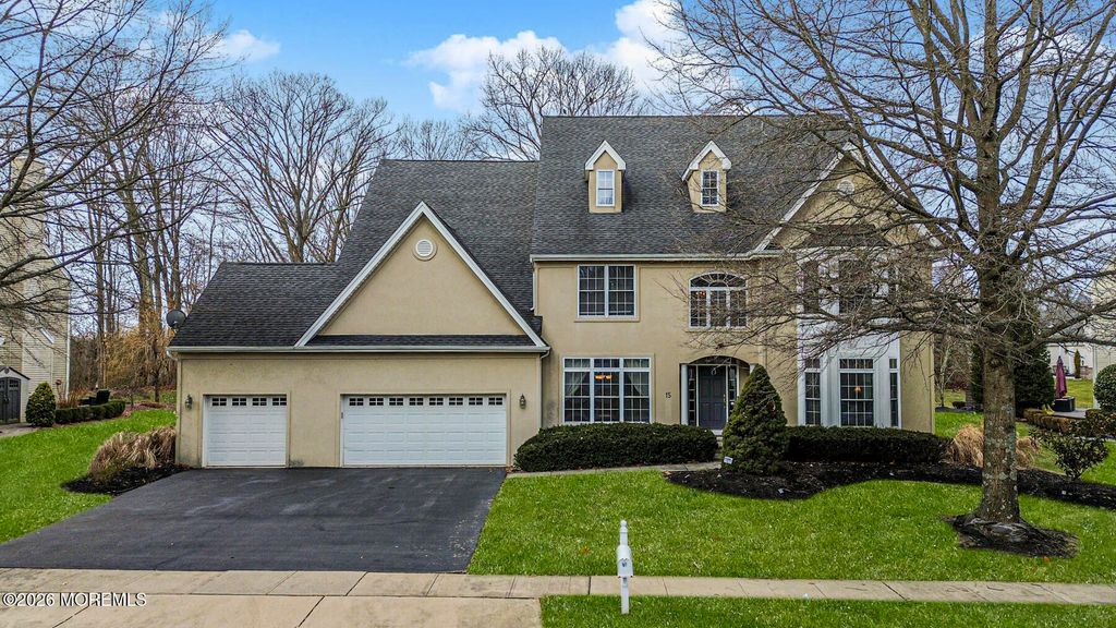 15 Cornwallis Court, Manalapan, NJ 07726