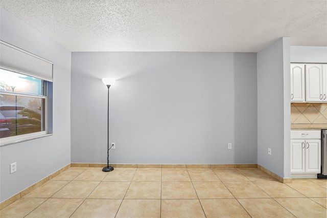 2720 S SUNRISE COURT 2, Orlando, FL 32806