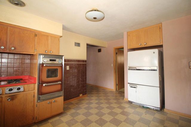 8403 W Keefe AVENUE, Milwaukee, WI 53222