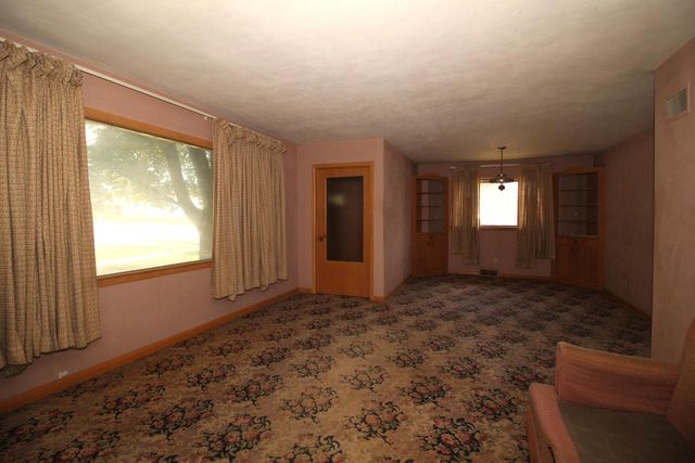 8403 W Keefe AVENUE, Milwaukee, WI 53222