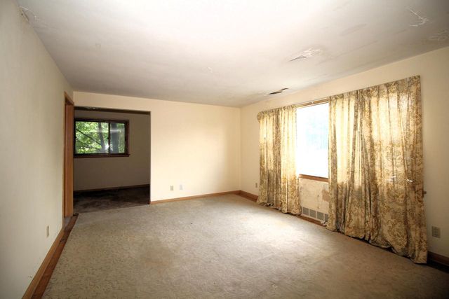 8403 W Keefe AVENUE, Milwaukee, WI 53222