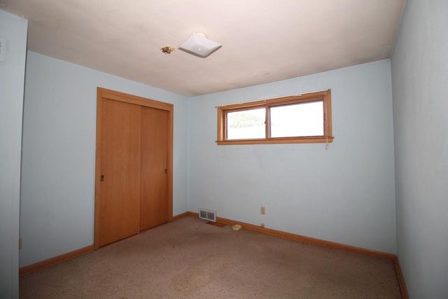 8403 W Keefe AVENUE, Milwaukee, WI 53222