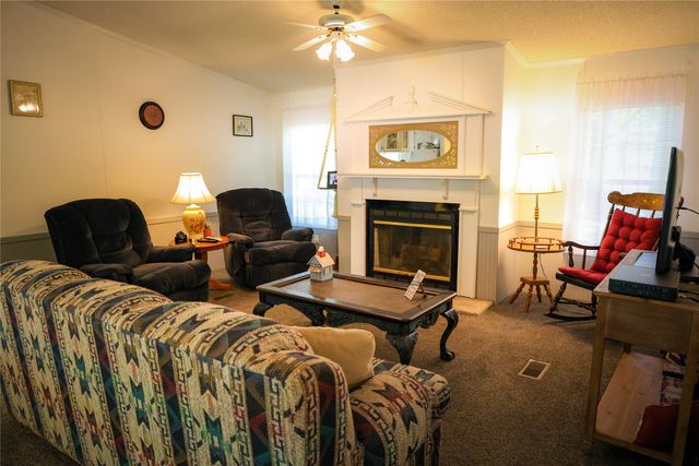 1085 Private Road 5860, Yantis, TX 75497