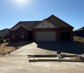 2789 Earth Crest Drive, Washington, MO 63090