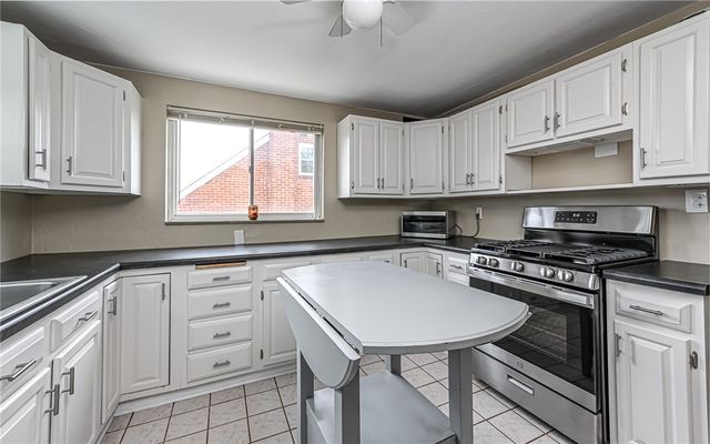 107 Hoffman St, Shaler, PA 15116