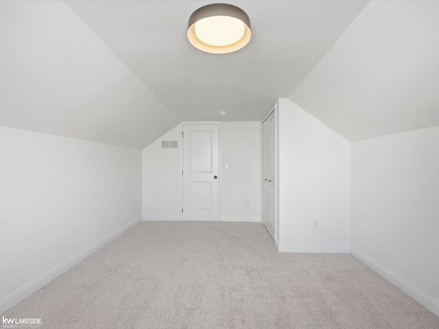 17800 Wexford Street, Roseville, MI 48066
