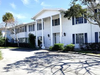 2220 NE 68 Street 1007, Fort Lauderdale, FL 33308