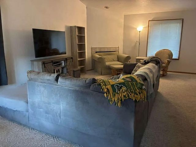 1774 CABINET MAKER COURT, Green Bay, WI 54303