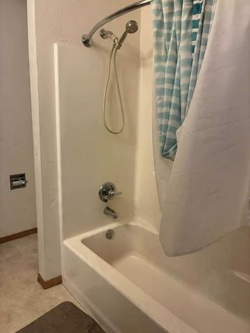 1774 CABINET MAKER COURT, Green Bay, WI 54303