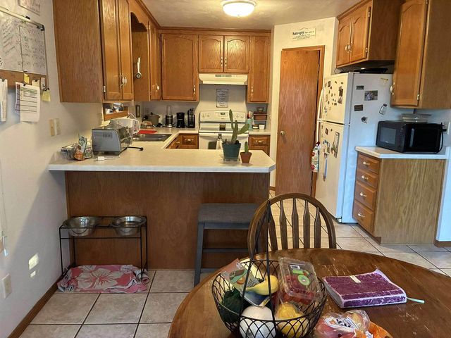 1774 CABINET MAKER COURT, Green Bay, WI 54303