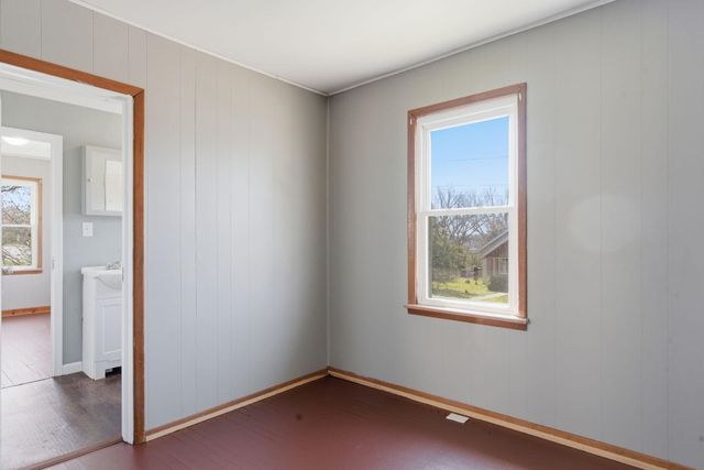 1335 W Elm Street, Springfield, MO 65806