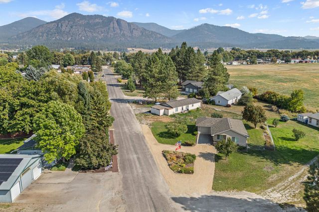 703 S Victoria Ct, Chewelah, WA 99109