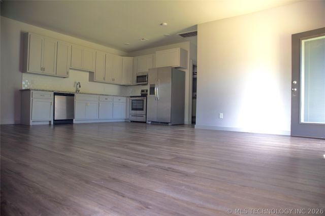 1815 N Saint Louis Avenue N A, Tulsa, OK 74106