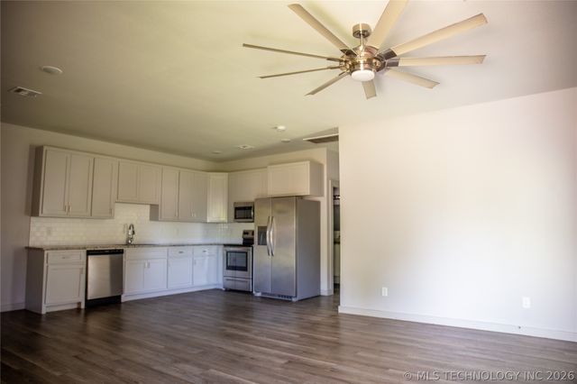 1815 N Saint Louis Avenue N A, Tulsa, OK 74106