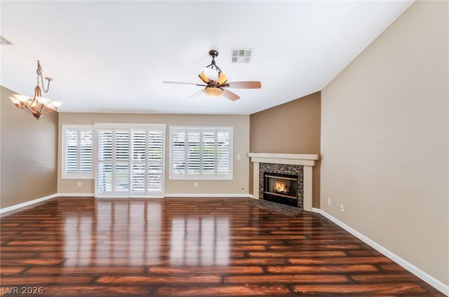 1811 Night Shadow Avenue, North Las Vegas, NV 89031