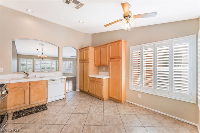 1811 Night Shadow Avenue, North Las Vegas, NV 89031