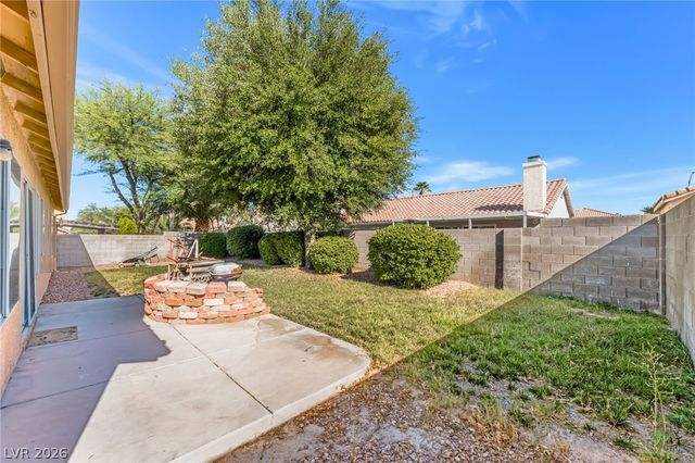 1811 Night Shadow Avenue, North Las Vegas, NV 89031