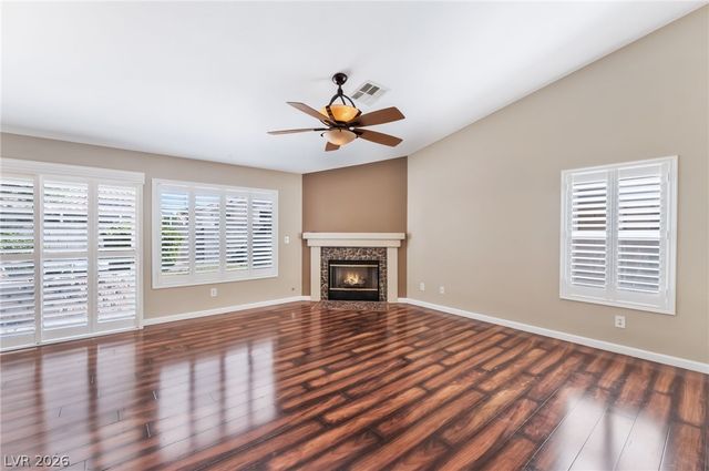 1811 Night Shadow Avenue, North Las Vegas, NV 89031