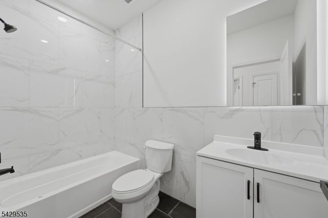 68 Sherman Ave, Newark City, NJ 07114