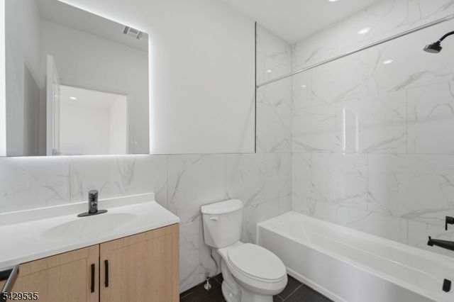 68 Sherman Ave, Newark City, NJ 07114