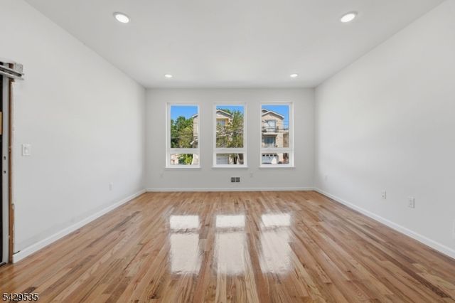 68 Sherman Ave, Newark City, NJ 07114