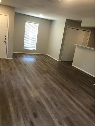 1009 Fieldwood DR A, Austin, TX 78758