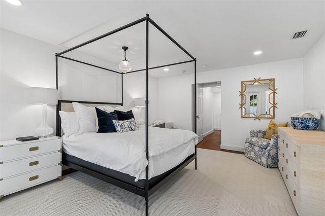 815 W KENTUCKY AVENUE, Tampa, FL 33603