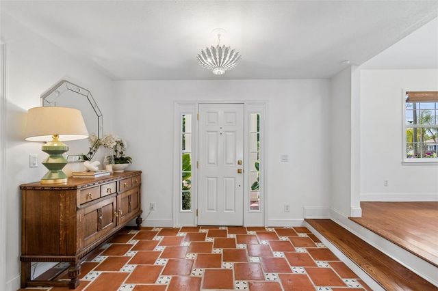 815 W KENTUCKY AVENUE, Tampa, FL 33603