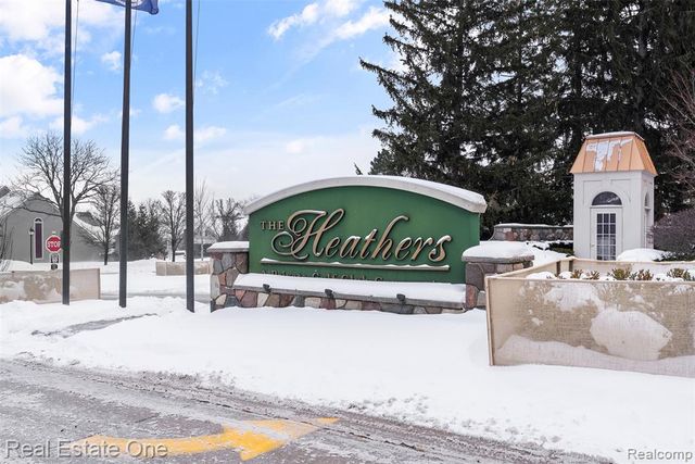 2409 Wildbrook Run, Bloomfield Hills, MI 48304