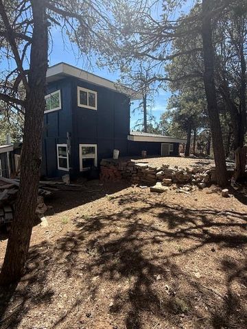 23 SKYLAND Boulevard, Tijeras, NM 87059