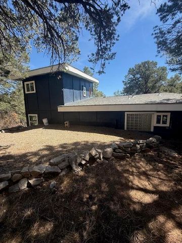23 SKYLAND Boulevard, Tijeras, NM 87059