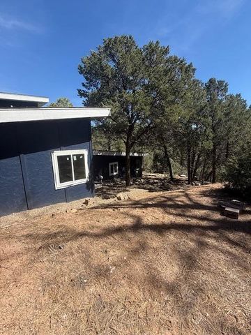 23 SKYLAND Boulevard, Tijeras, NM 87059