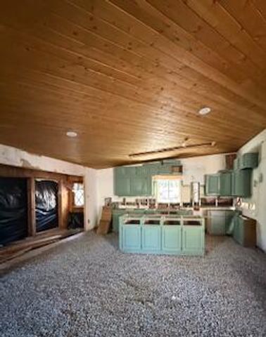 23 SKYLAND Boulevard, Tijeras, NM 87059
