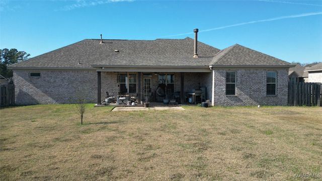 72 Tallahatchie Drive, Wetumpka, AL 36093