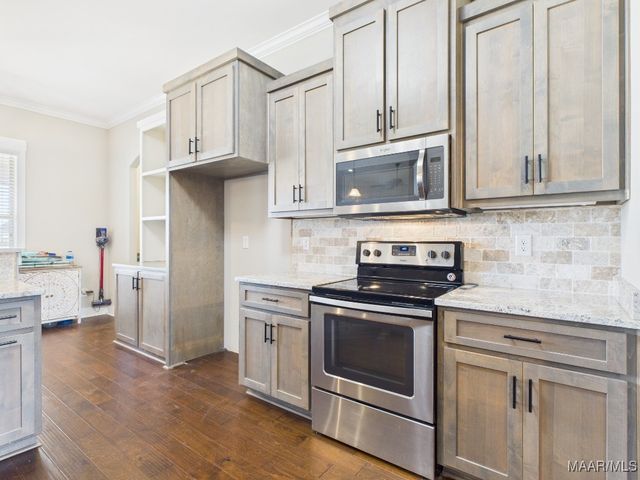 72 Tallahatchie Drive, Wetumpka, AL 36093