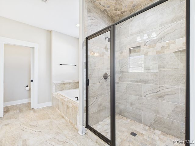 72 Tallahatchie Drive, Wetumpka, AL 36093