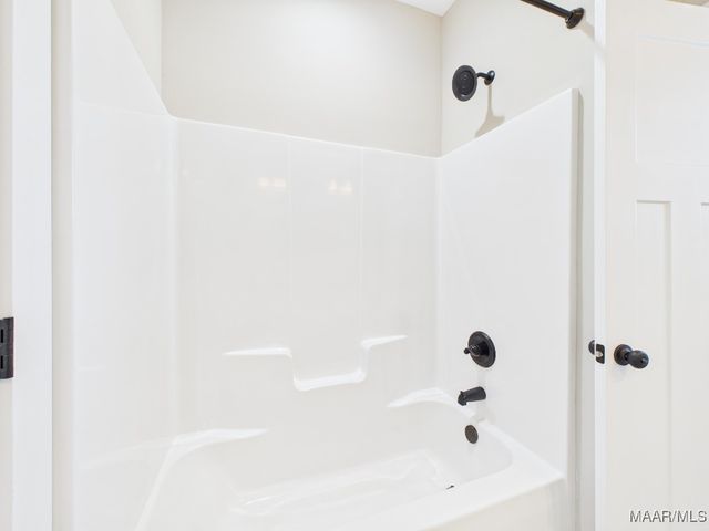 72 Tallahatchie Drive, Wetumpka, AL 36093