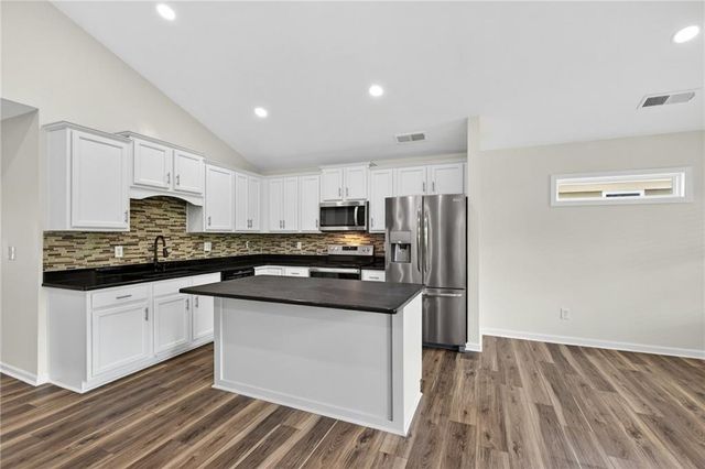 193 Lakeside Drive, Waleska, GA 30183