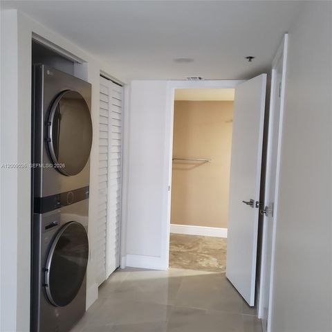 1201 S Ocean Dr 2105S, Hollywood, FL 33019