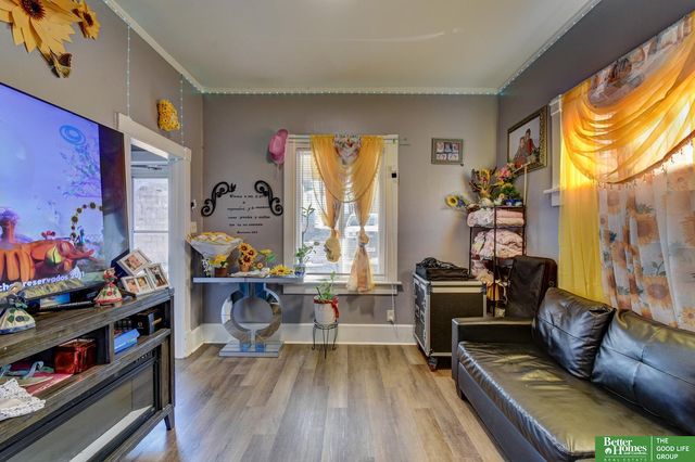 3022 S 20 Street, Omaha, NE 68108