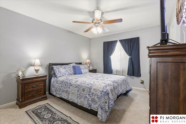 8204 S 161st Avenue, Omaha, NE 68136