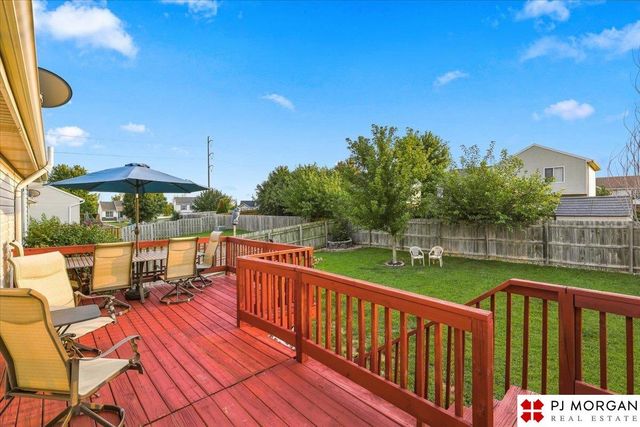 8204 S 161st Avenue, Omaha, NE 68136