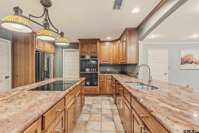 285 PR 5885, Yantis, TX 75497