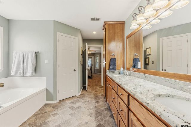 285 PR 5885, Yantis, TX 75497