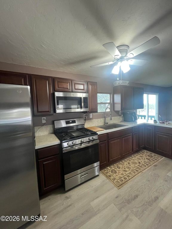 Image 16 of property listing at 2944 N Manzora Road, Cochise, AZ 85606