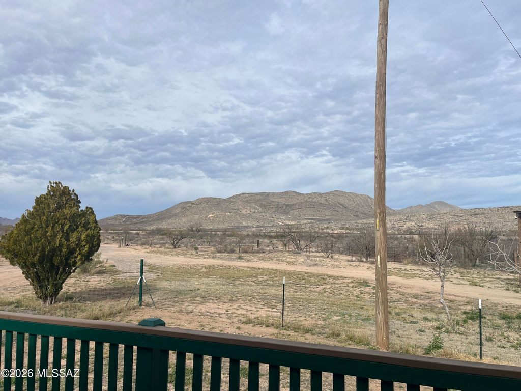 Image 33 of property listing at 2944 N Manzora Road, Cochise, AZ 85606