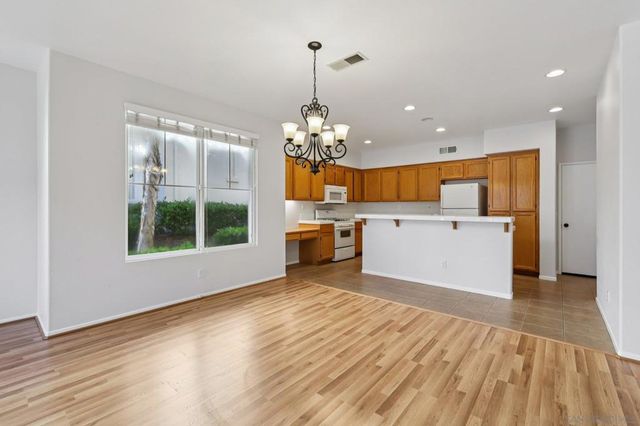 1279 Gorge Run Way 3, Chula Vista, CA 91913