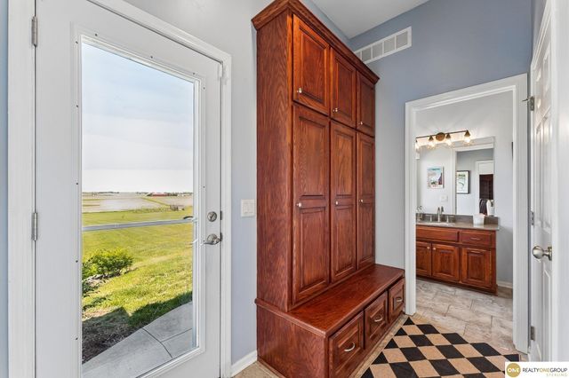 19820 S 174 Plaza, Springfield, NE 68059