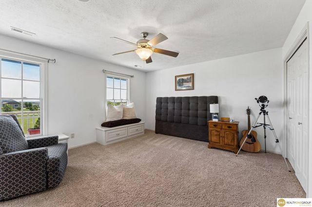 19820 S 174 Plaza, Springfield, NE 68059